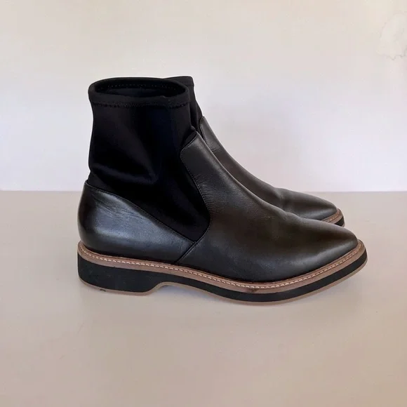 Cole Haan The Go-To Chelsea Boots in Neoprene and Leather, Black, size 6.5B - Picture 9 of 13